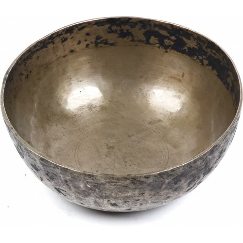 Old Himalayan bowl 1101 g