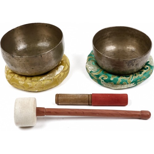 Set of old Himalayan singing bowls ST 11/2 - "Union"